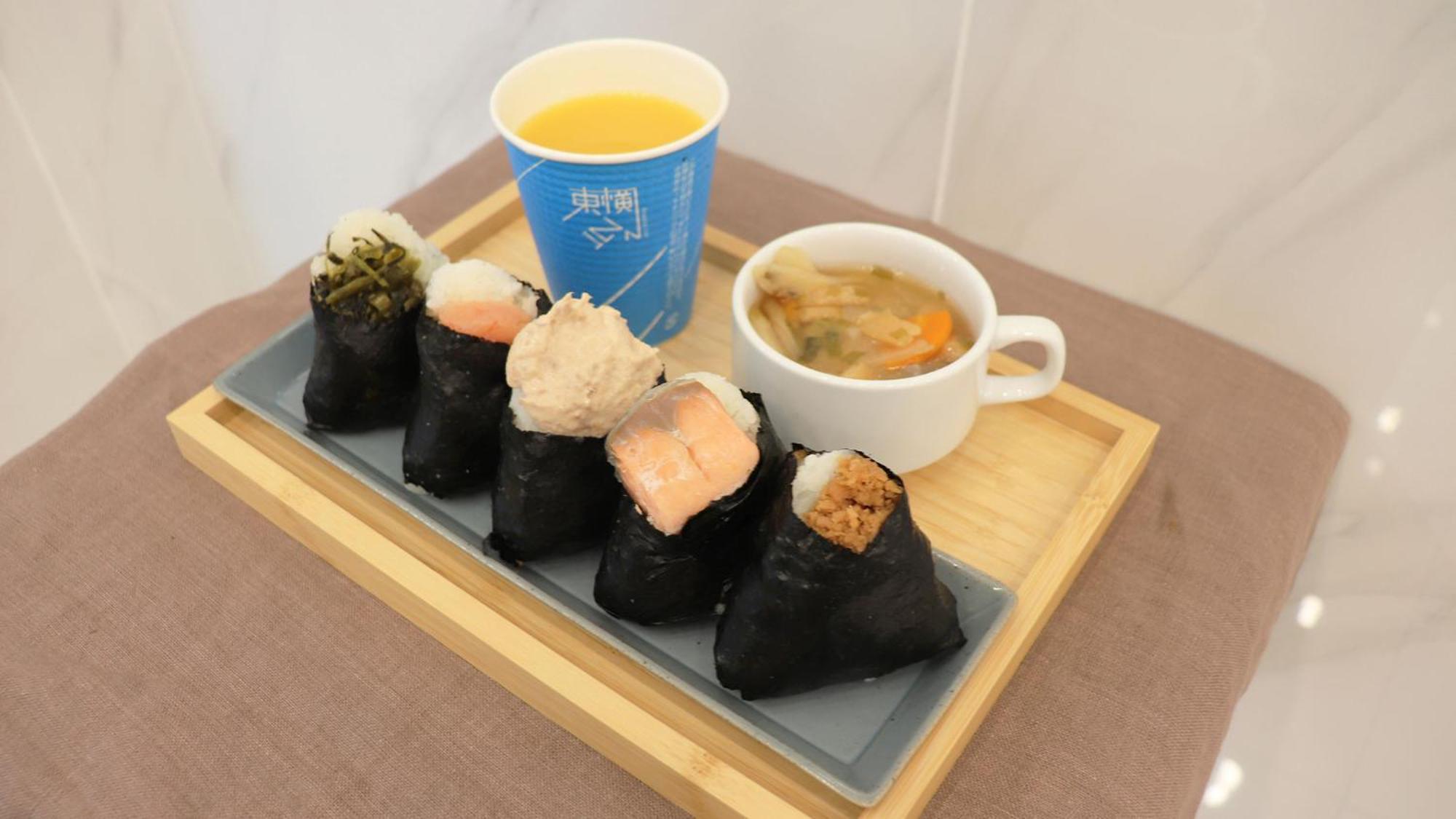 Toyoko Inn Tokyo Keihin Tohoku Sen Oji Eki Kita Guchi Exteriör bild
